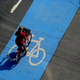 Illustration for article titled City Cycling: Health Versus Hazard